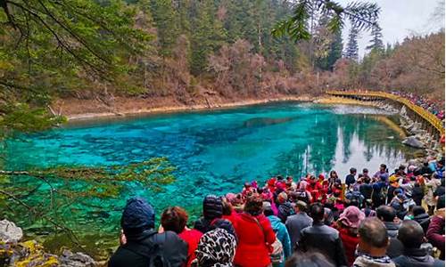 成都到九寨沟旅游团价格_成都到九寨沟旅游